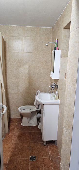 Дава се под наем Едностаен апартамент в Перник, Център - 36 кв.м за 265.2 € - Снимка #6