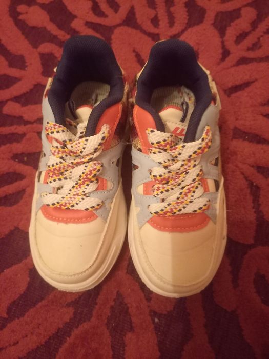 Кроссовки  для девочки