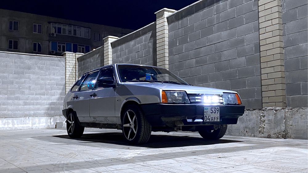 Продам летние шины с дисками Vossen