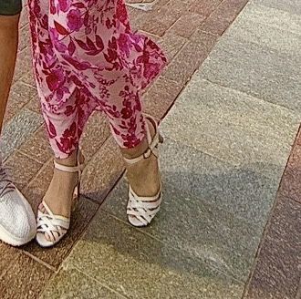 Босоножки летние