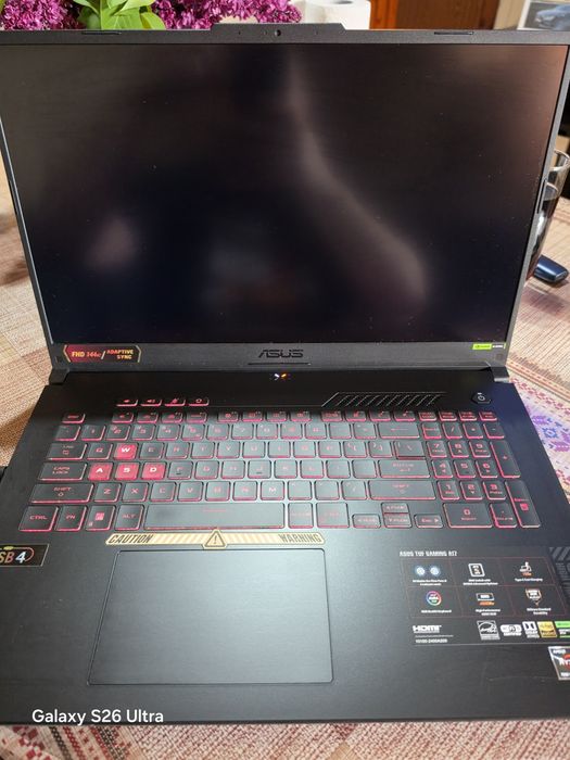 Asus TUF Gaming Laptop A17 /CPU  R7 7735/GPU 4060/16gb DDR5/ 17incha 144hz Full Hd! Като нов!