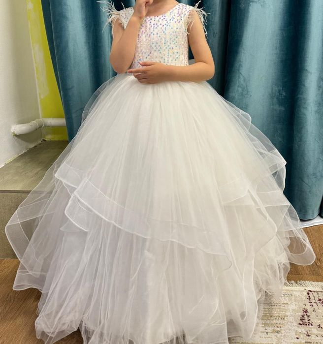 Прокат платье белое пышное для девочек