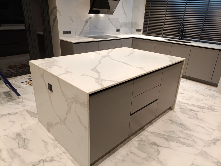 Изготовление столешниц из кварца и акрила
