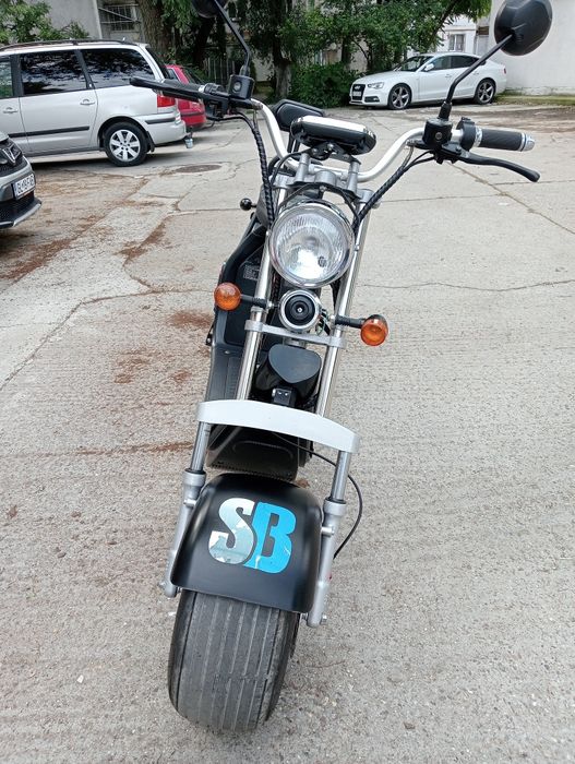 Vxnd scuter electric SHATSU