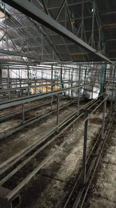 Продам полки из профиля 18 шт