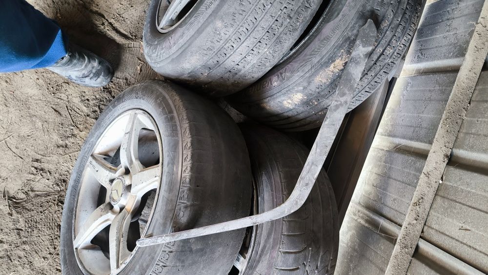 Срочно продам запчасти Мерс 124