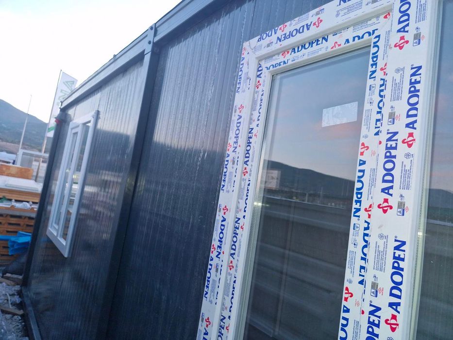 Градинска къща Сглобяем контейнер Павилион за живеене Фургон 6х2.40м