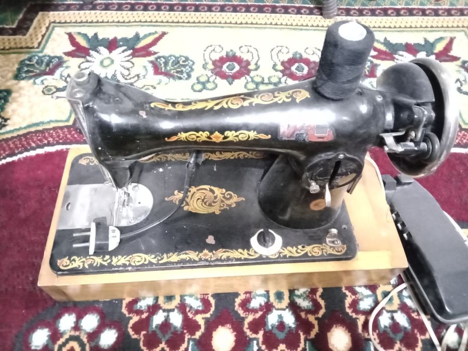 Tikuv mashinasi, overlok