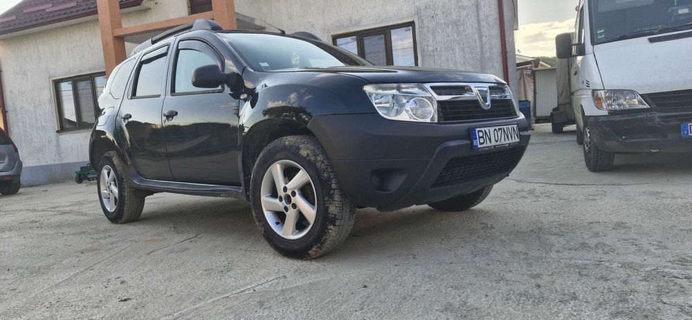 DACIA Duster 2012 — imagine 3