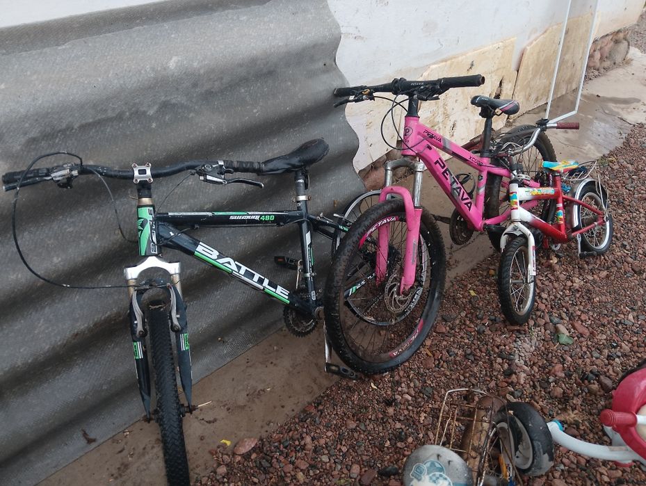 Продаю велосипеды на запчасти или целиком на восстановление.