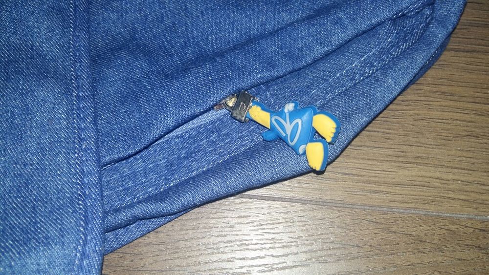 Дънкова чанта с човечета