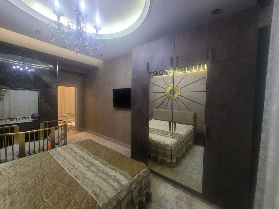 Продам 4 ком Юнусабад 15 квартал Новостройка