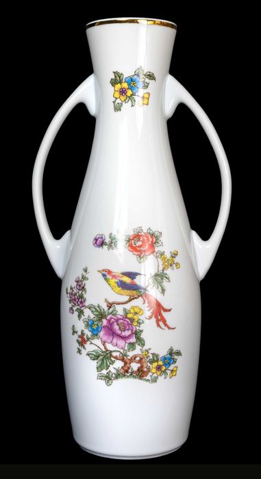 Голяма ваза от Hollohaza Hungary.