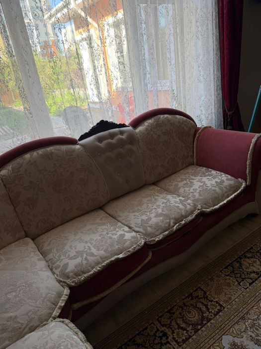 Диван и кресло Россия