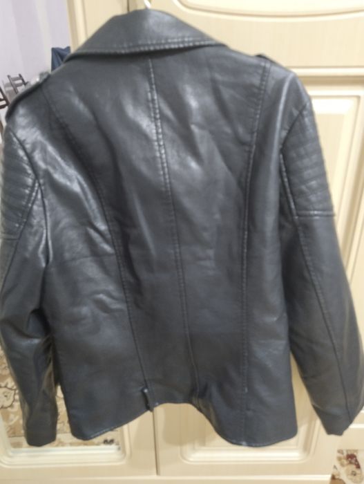 Продам кожанку экокожа