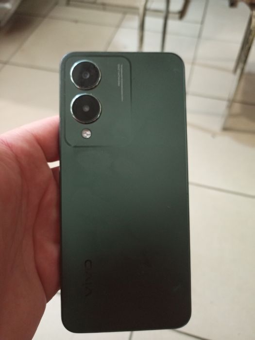 Продам телефон vivo y17s