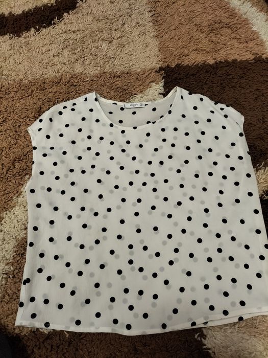 Tricouri și maieuri mărimi M,L,XL