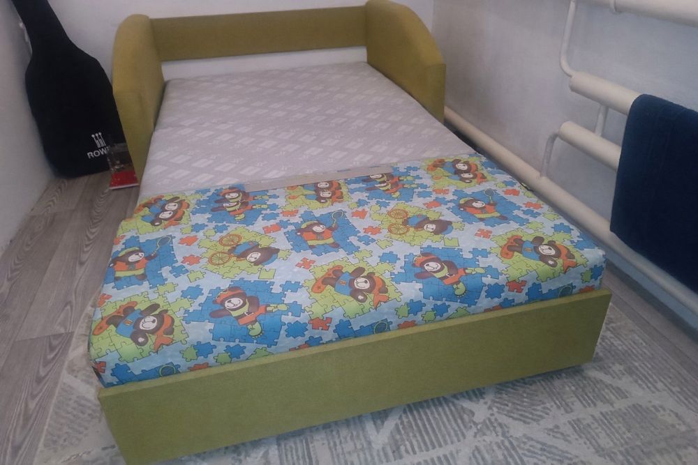 Подростковый диван