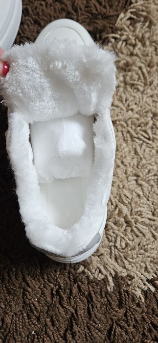 Adidasi imblaniti 35