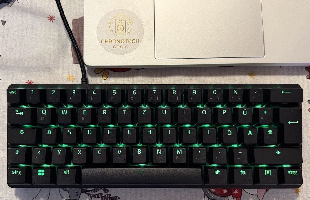 Нова Геймърска механична клавиатура RAZER HUNTSMAN MINI PURPLE Switch