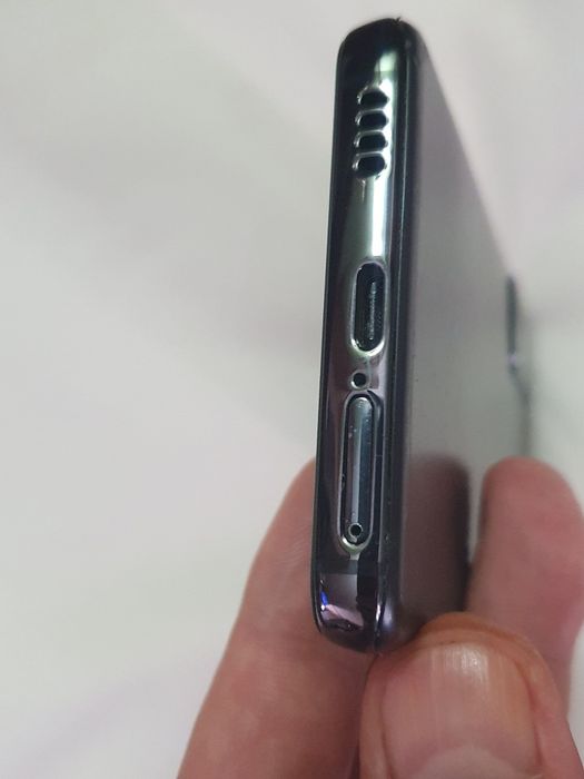 Samsung S21 5G..