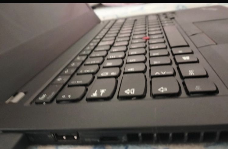 Vand laptop lenovo