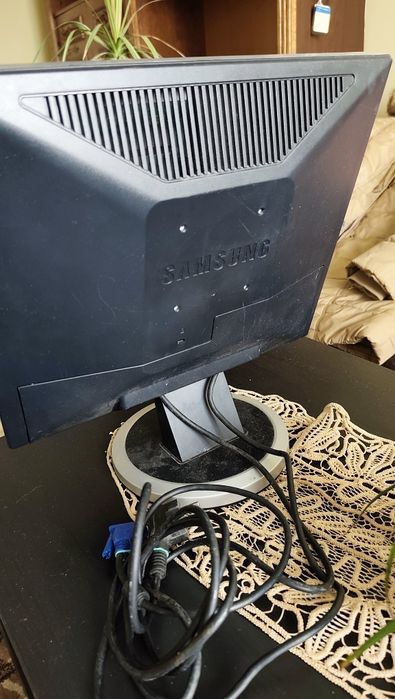 Vând monitor Samsung