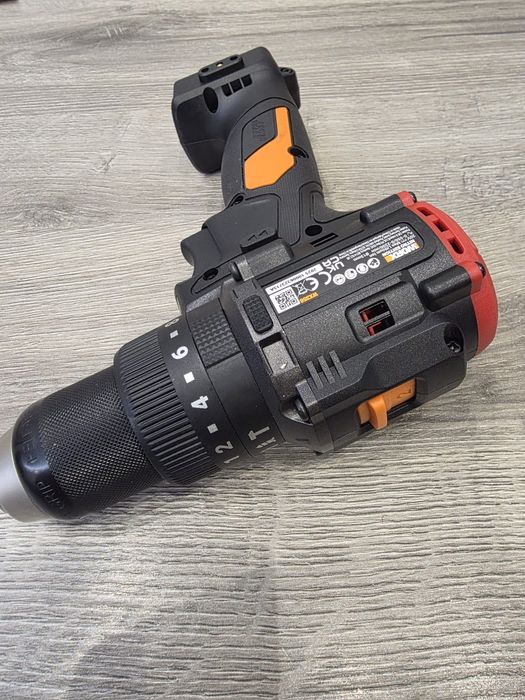 Mazina de gaurit si inșurubat cu percutie Worx  WX 356