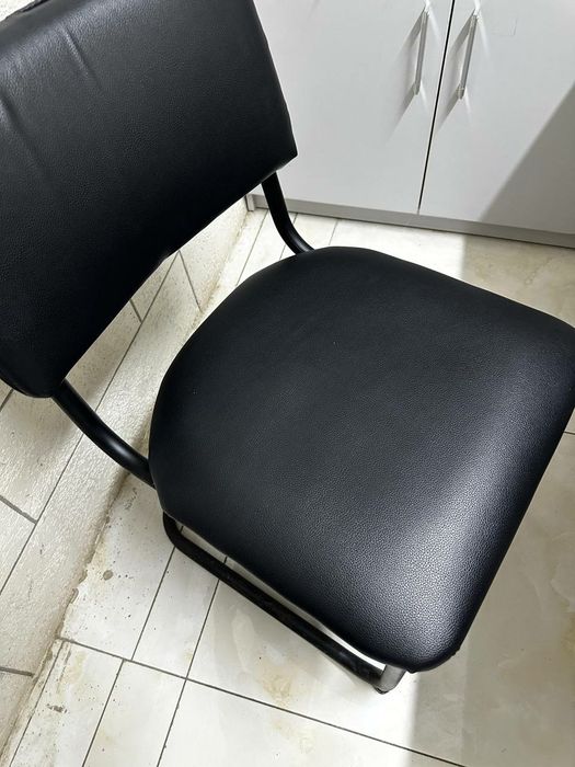 Offis mebellari sotiladi