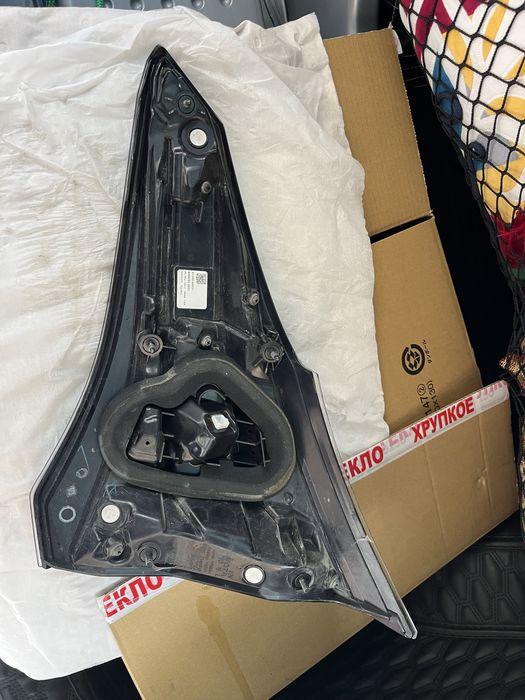 Фонарь задний Rav 4