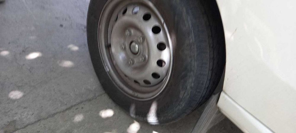 balon shanaray changan 1 ta R14/185 sechka + 2 ta 175/70/R14S