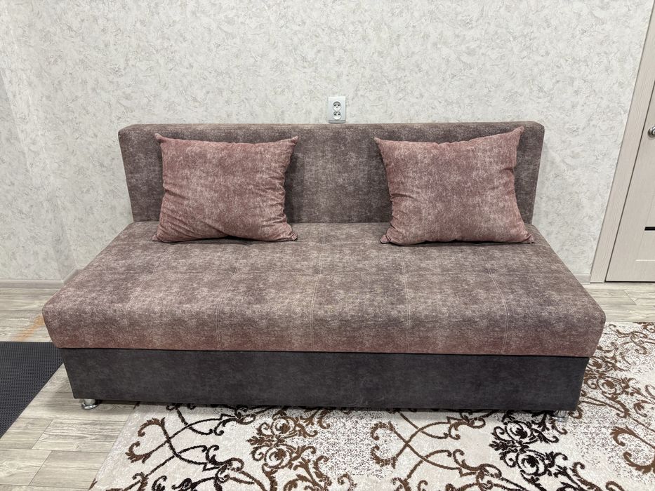 продам диван в хорошем состояний