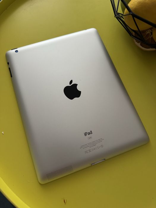 Apple Ipad 16GB  Таблет