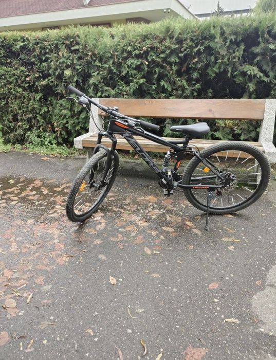 Bicicletă 26 inch cu frână și schimbător nou