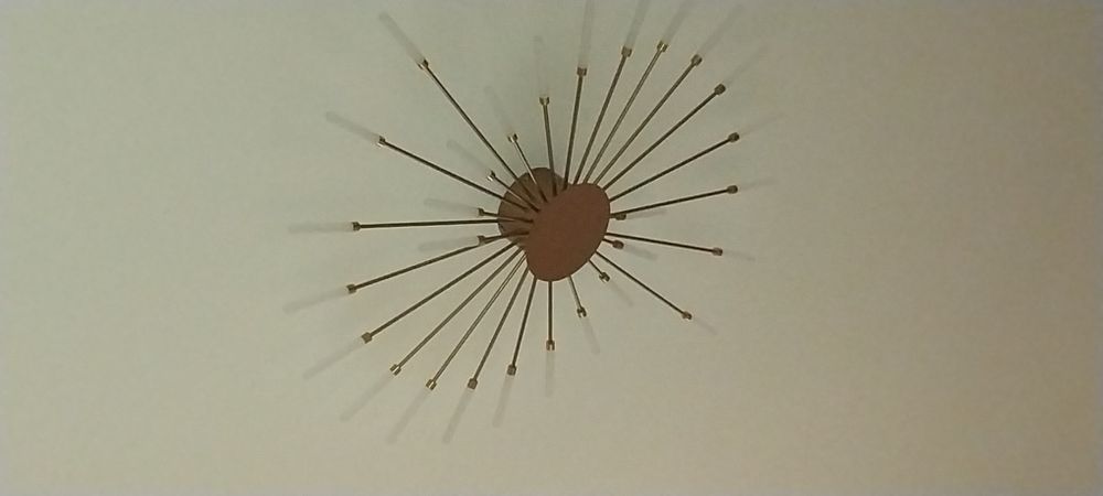 Люстра новая, красивая