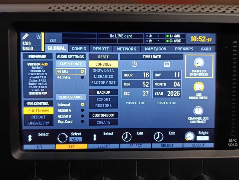 Behringer X32 - дигитален аудио миксер