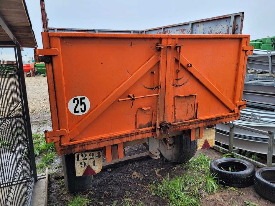 Remorca basculabila pe spate