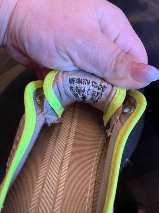 Дамски спортни обувки Keds