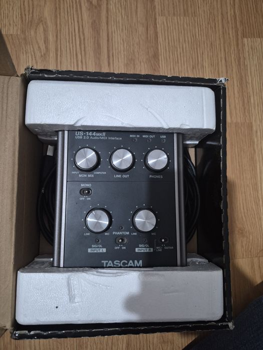 Tascam US-144 MK ||
