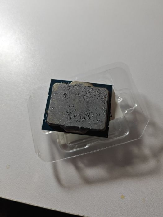 Продам процессор Intel core i5 12400F