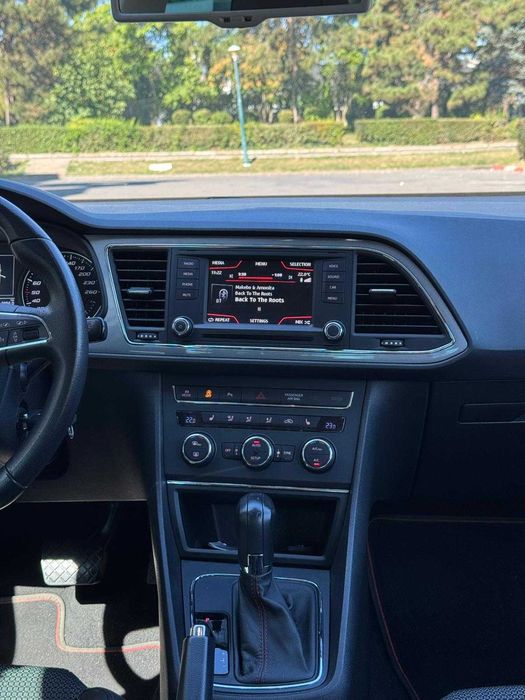 SEAT Leon FR 1.4 TSI 150CP DSG / Full LED / Incalzire scaune / Jante 17"