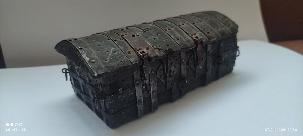 Античен мини сандък Burgo 1929 -реплика на сандъка на Ел Сид