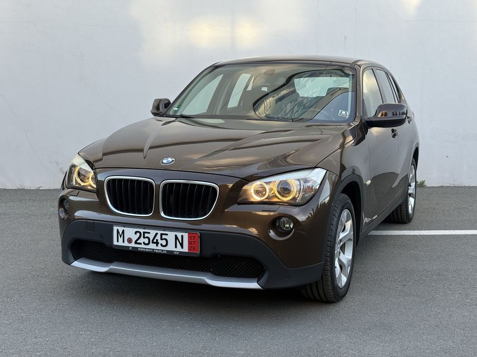 BMW X1 2011 — imagine 2