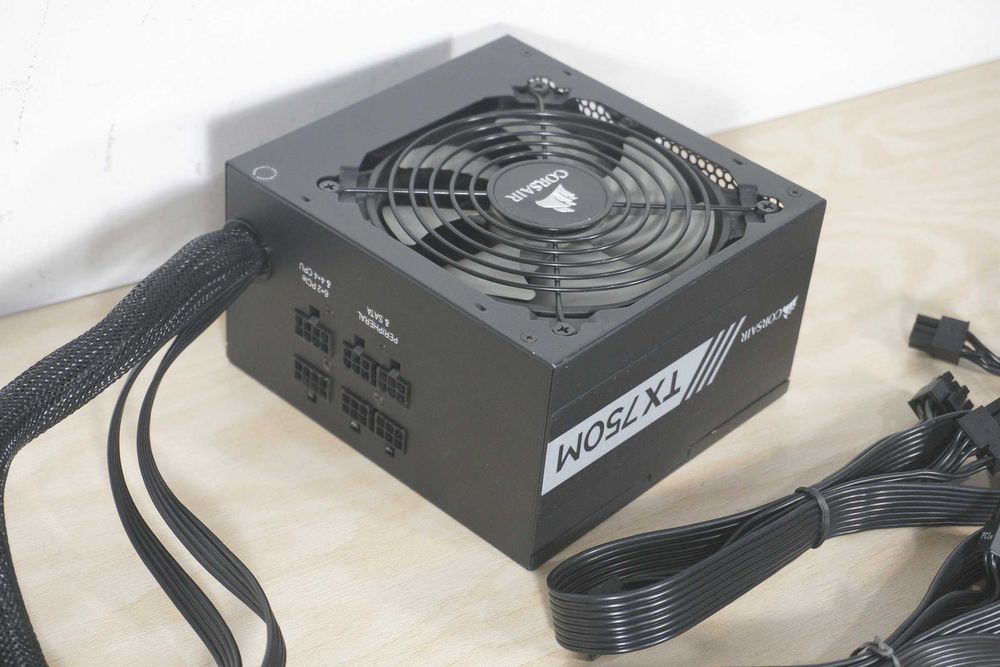 750W PSU Corsair TX 750M 80+ Gold / Вкл.ДДС