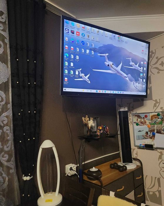 Телевизор  SONY, в отличном состоянии.