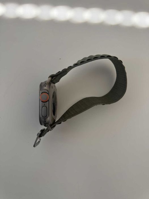 Продавам Apple Watch Ultra Titanium 49mm - Original