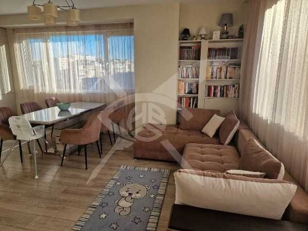 Тристаен апартамент в Меден рудник, зона А 98724