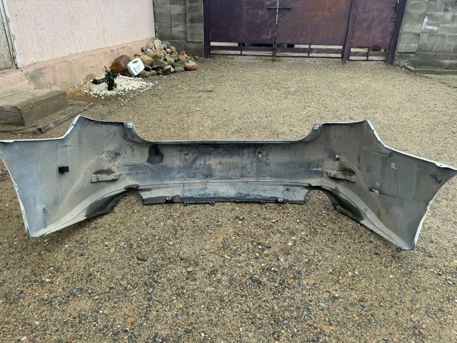 Задний бампер на Lexus es 350