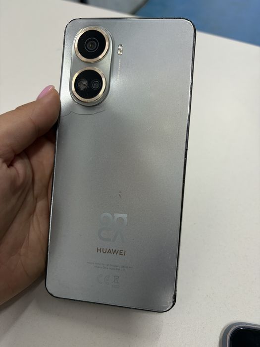 Продам HUAWEI nova 10SE