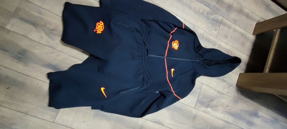 Мъжки екип на Найк